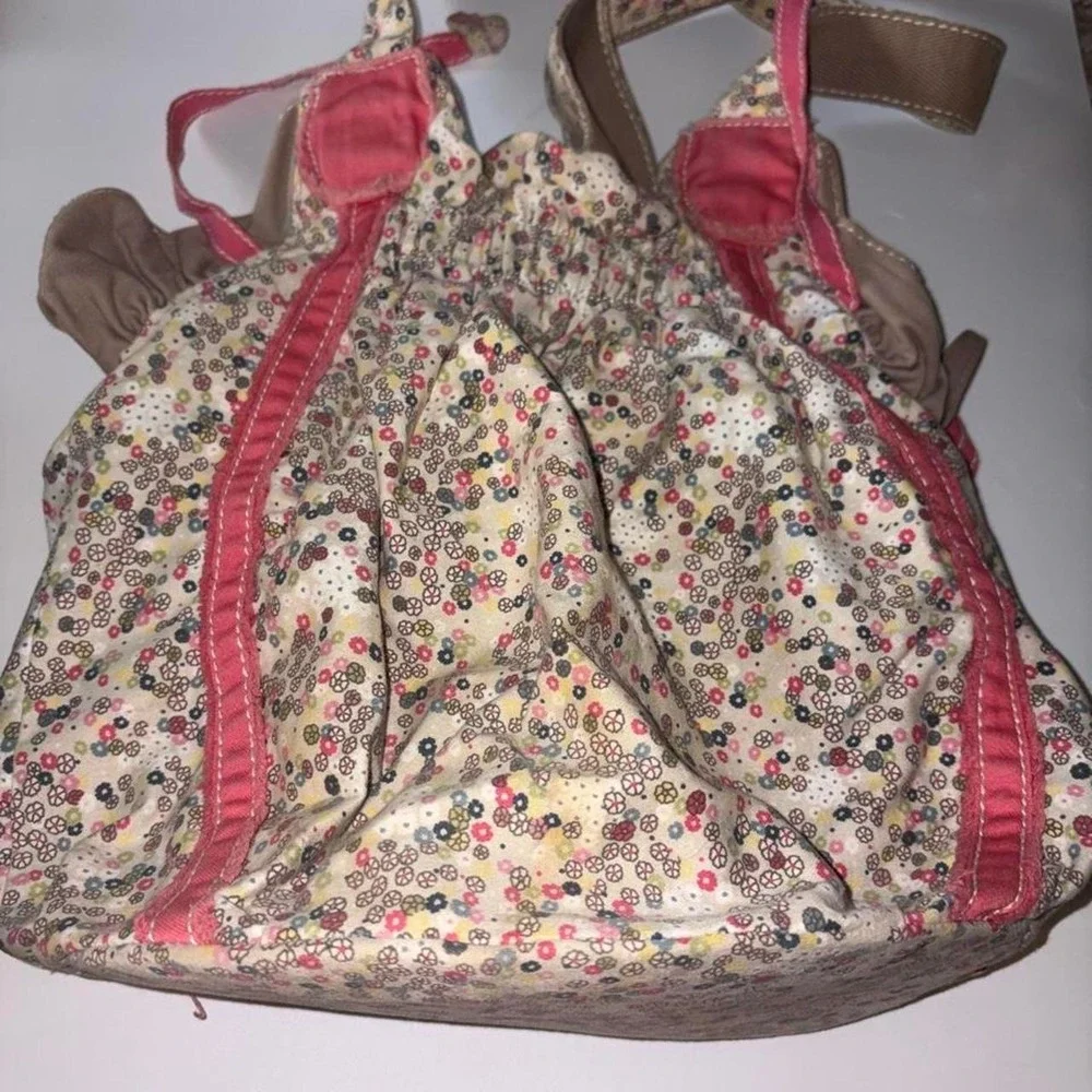 Thirty one- Y2K floral print drawstring bag with pink trim